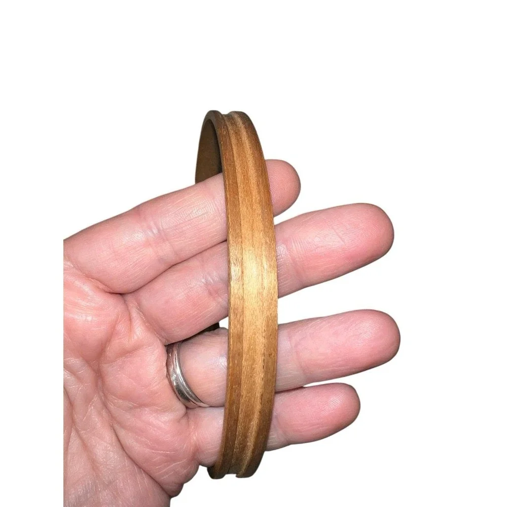 Embroidery Hoop RARE Latch Lock Tension Wood Bead Outer Ring Vintage Hardwood 6